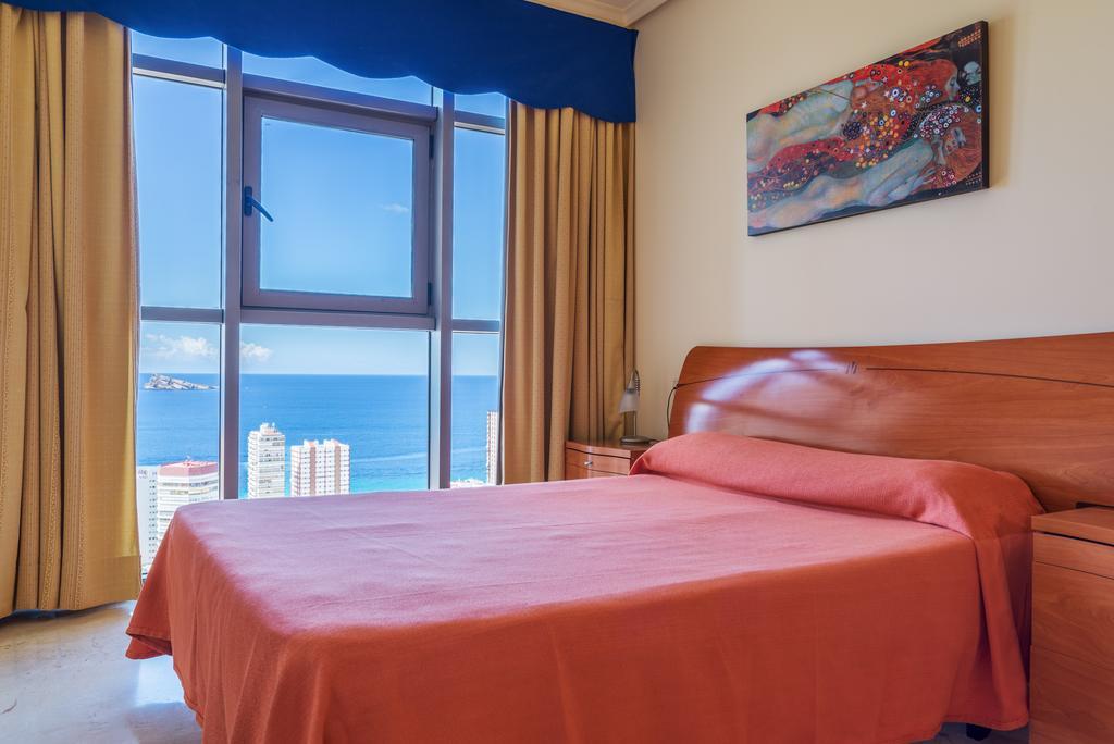 Gemelos 20 Benidorm Rom bilde