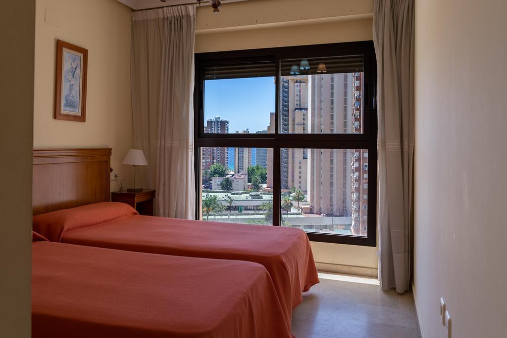 Gemelos 20 Benidorm Rom bilde